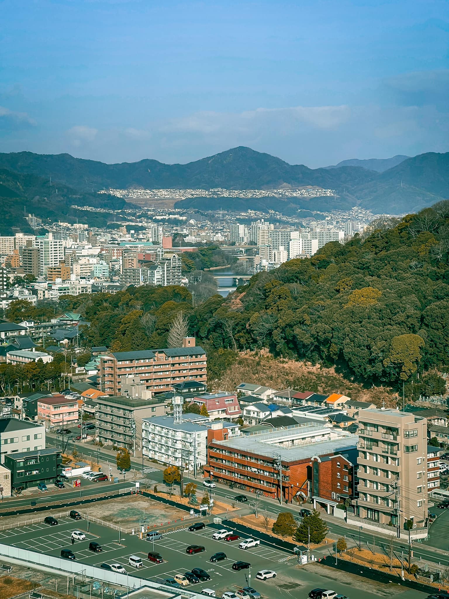 大和Roynet酒店廣島站前 | JR廣島站新幹線口(北口)步行3分鐘，廣島機場搭乘利木津巴士約45分 @傑哥的閒暇人生