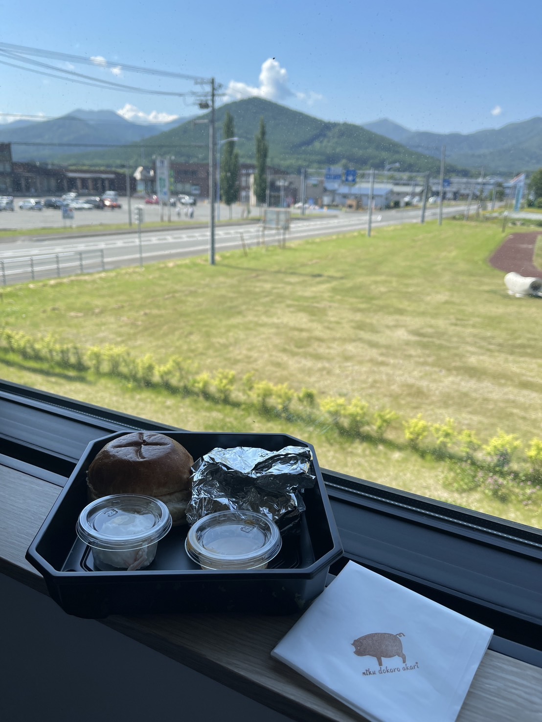 北海道南富良野萬楓酒店 | 道之驛南富良野就在對面，安靜舒適又新穎的住宿環境 @傑哥的閒暇人生