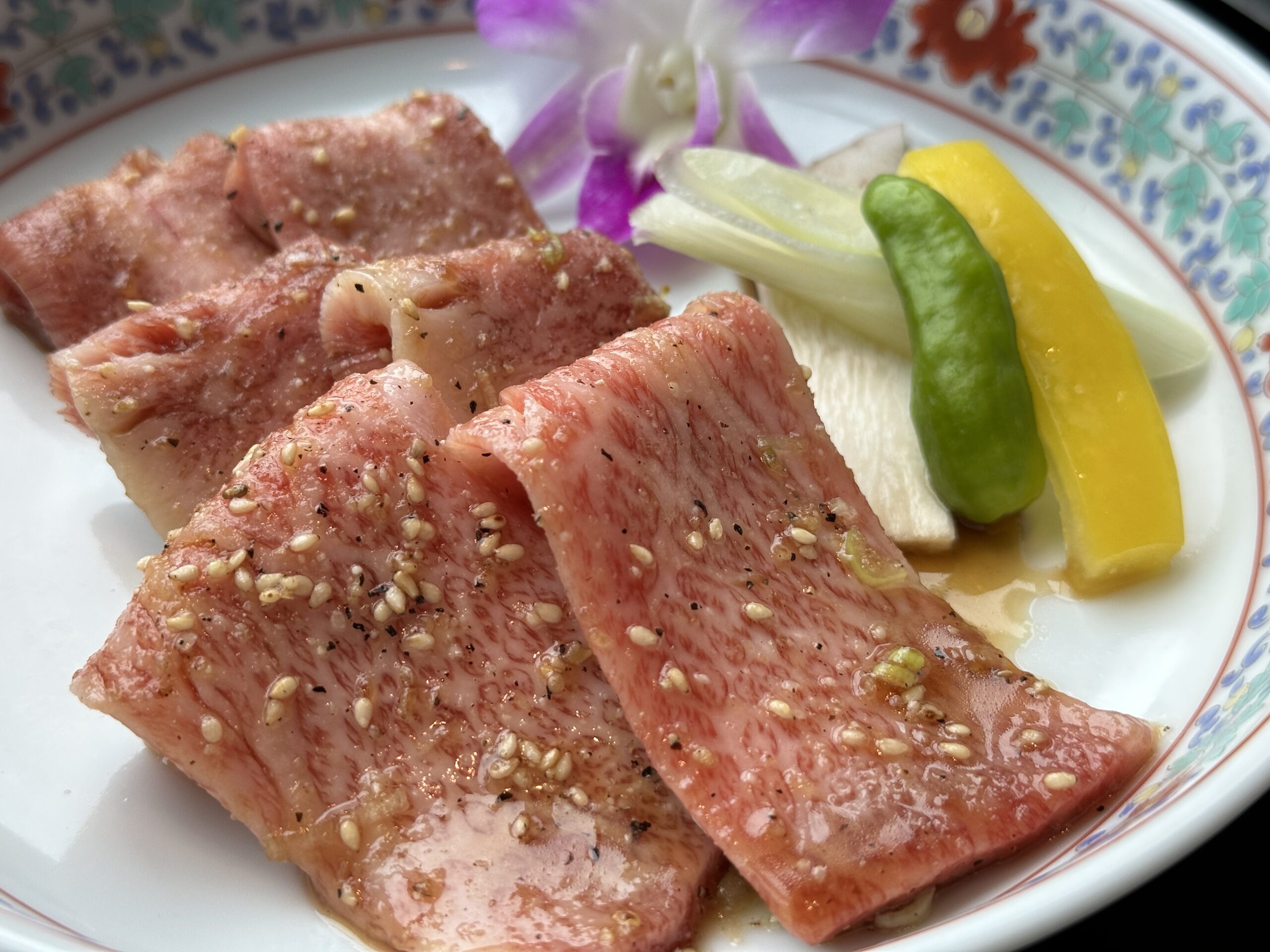 燒肉敘敘苑 | 日本必吃燒肉店，超值商業午間套餐一定不能錯過 @傑哥的閒暇人生