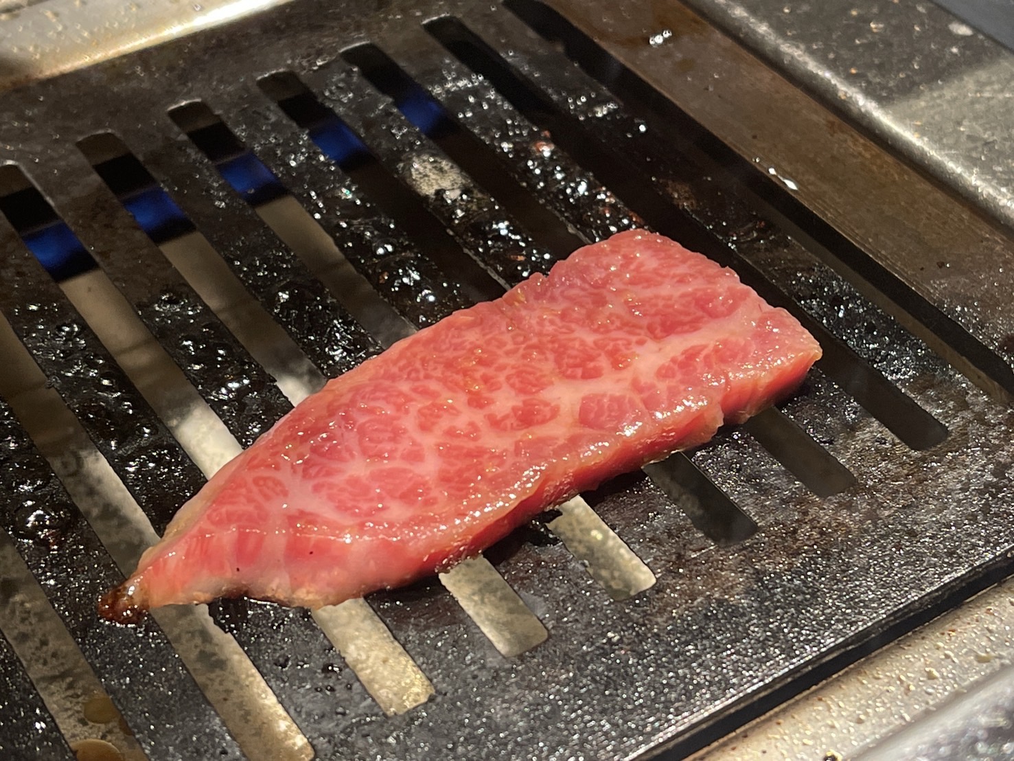 【日本札幌】Yakiniku Gurumans Ito | 札幌最受歡迎的燒肉店之一，美味的燒肉、價格合理，很推薦大家來試試 @傑哥的閒暇人生